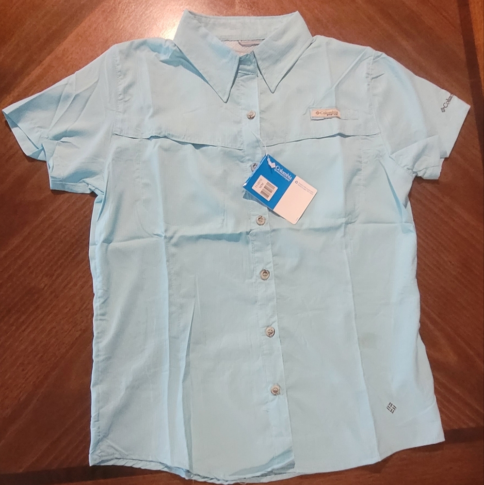 Columbia Sky Blue Button-Up Shirt